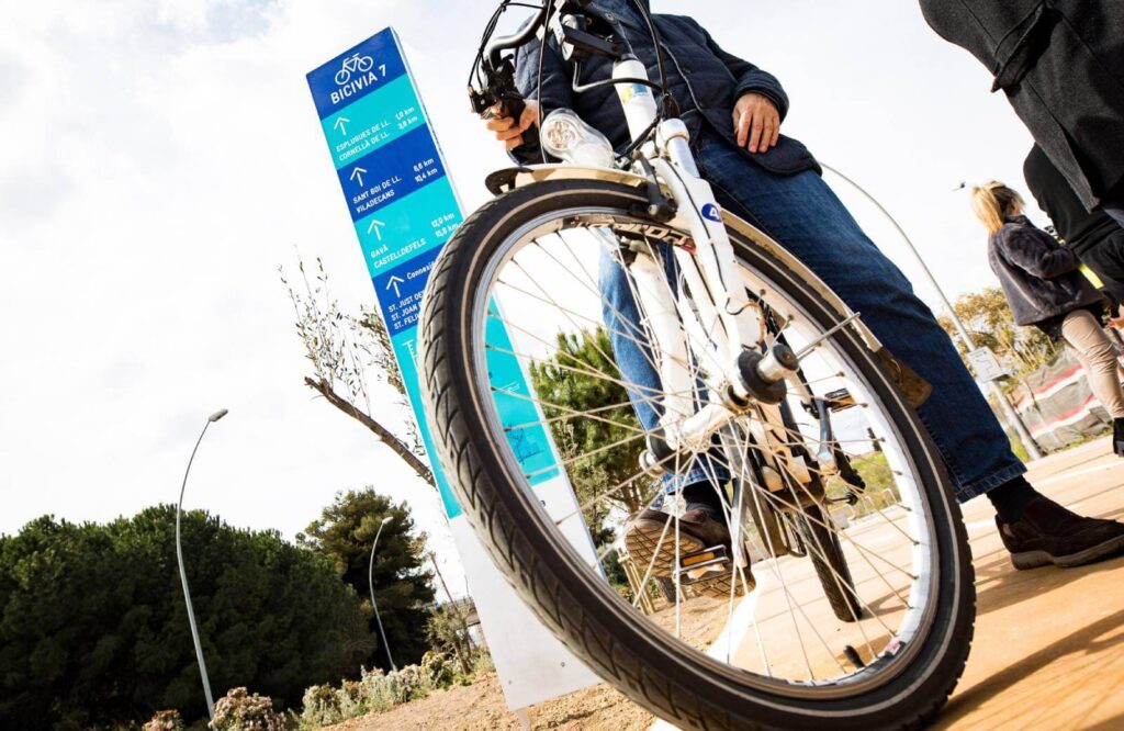 ¡Mima las ruedas de tu bicicleta para pedalear sin sustos!