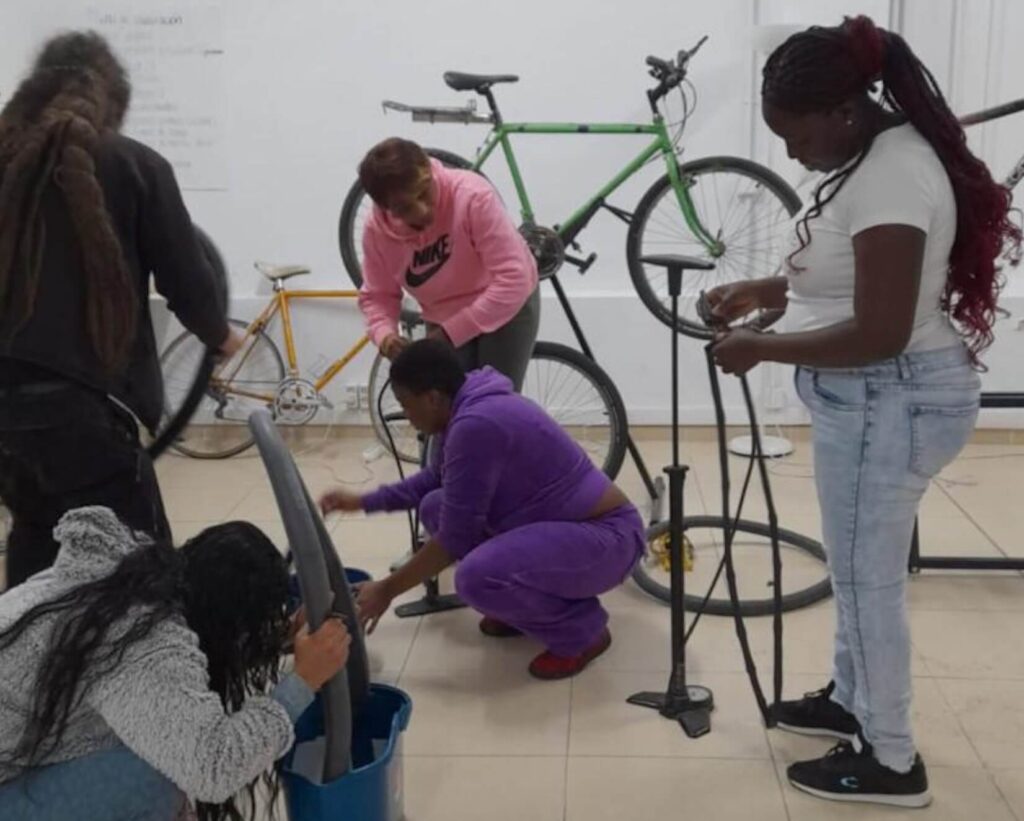 La bicicleta es una potente herramienta de cambio social para las mujeres