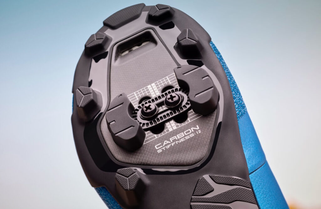 La clave de la innovación de la RX910 de Shimano reside en el nuevo Sistema de Calas Pontoon.